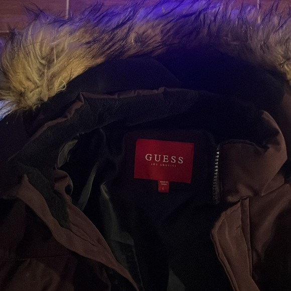 GUESS burgendy hooded jacket - Picture 3 of 4
